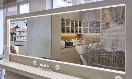 SACKMONNE Coiffure-Beauté : Coiffeur à Cannes