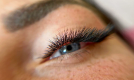 Lana Eyelash : Institut de beauté à Champigny-sur-Marne