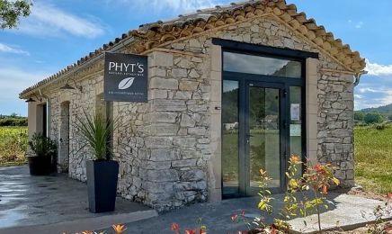 Le jardin des soins  : Manucure à Saint-Hippolyte-du-Fort
