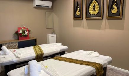 LAMPHAI THAI MASSAGE : Institut de beauté à Six-Fours-les-Plages