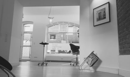 apel remmen salon: Friseur in Köln