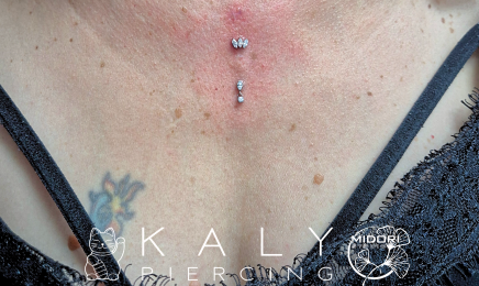 kaly.piercing.midoristudio : Manucure à Sallanches