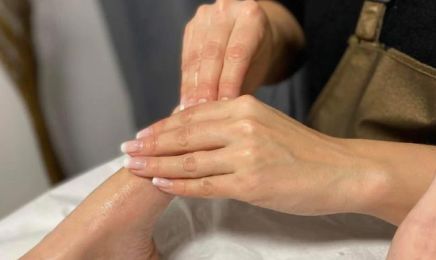 L’atelier du bien être  : Manucure à Ollioules