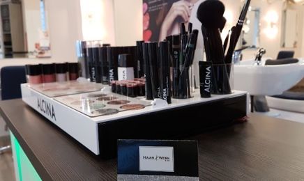 HaarWerk by Julija: Friseur in Mönchengladbach