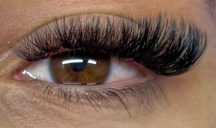 Nawlashbrow : Manucure à Saint-Cyr-l'École