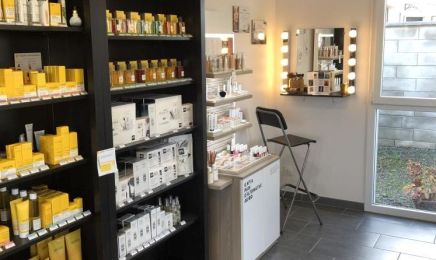 Inouis institut : Manucure à Prix-lès-Mézières