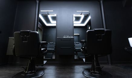 Maison noire : Coiffeur à Paris