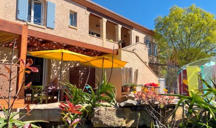 Au ciel étoilé  : Institut de beauté à Castillon-du-Gard