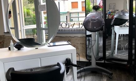 La Tête à l’Envers : Coiffeur à Voisins-le-Bretonneux