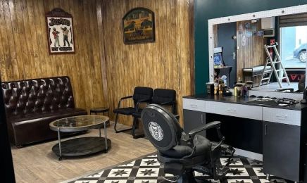 CHARI’S BARBER SHOP : Barbier à Bègles