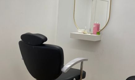 Glow And go  : Manucure à Trappes