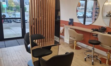Backstage Coiffure - Vignoc : Coiffeur à Vignoc