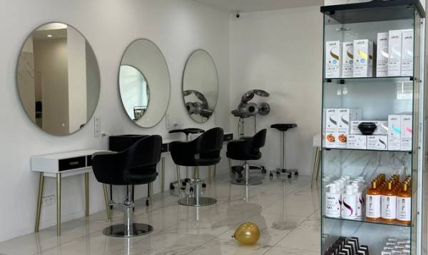 Yesim Aydin Beauty Salon