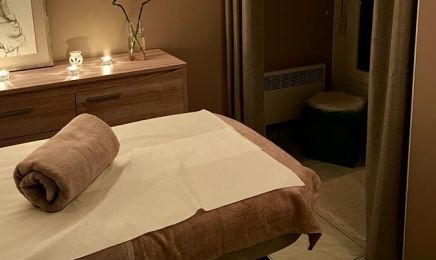 Beauty’s Crown Institut de beauté & Soin des ongles « chez Art du Cheveux » : Manucure à Duppigheim
