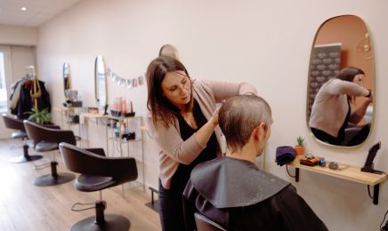 Aurore Margot coiffeuse coloriste : Coiffeur à Parçay-Meslay
