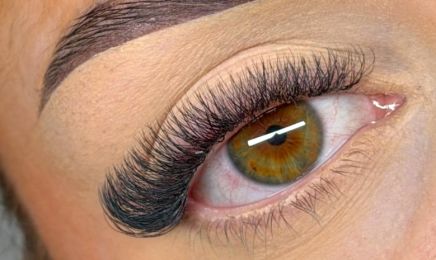 Nessi Lash : Manucure à Roubaix