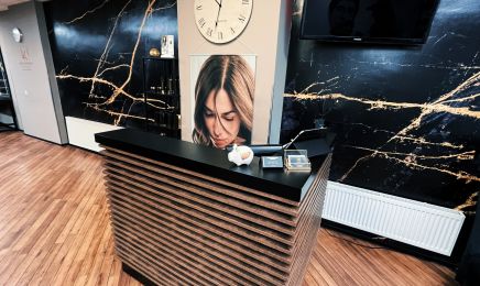 Lona's Hairdream: Friseur in Ahaus