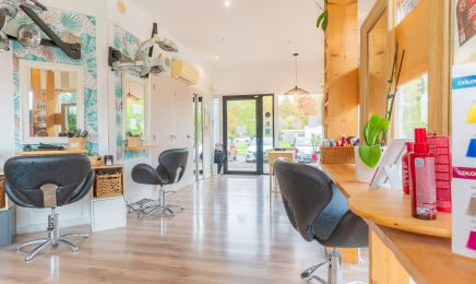Salon De l’Autre Côté du Miroir  : Coiffeur à Mérignac