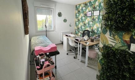 Oceane Nails & Lashes : Manucure à Istres