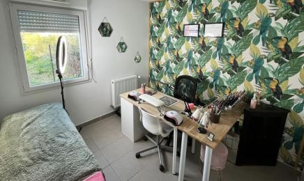 Oceane Nails & Lashes : Manucure à Istres