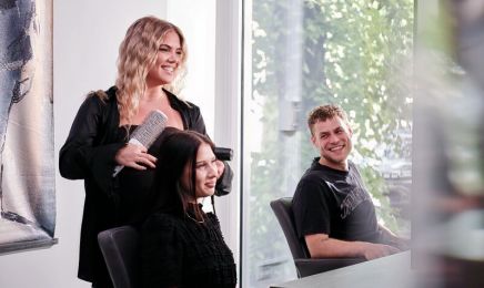 Kirsten Berger Frisuren & Kosmetik: Friseur in Münster