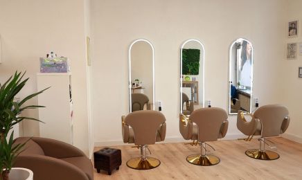 Rafaela Simon: Friseur in Hochheim am Main