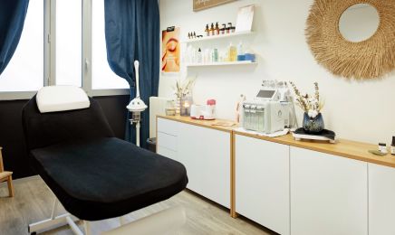 Prisca Institut Facialiste : Manucure à Villefranche-sur-Saône