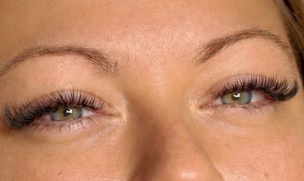 Cils_ByLauu : Institut de beauté à La Farlède