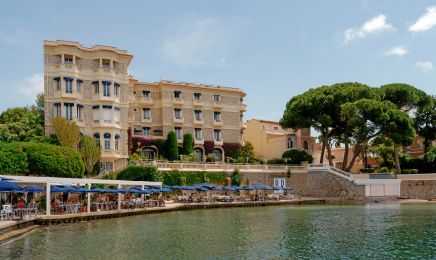 Beauty Corner - Hôtel Belles Rives : Manucure à Antibes
