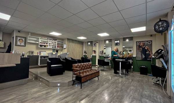 L'Artisan De La Coiffure