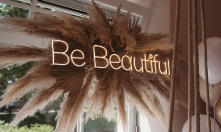 Kosmetikstudio Beauty Royale: Kosmetikstudio in Kolbermoor