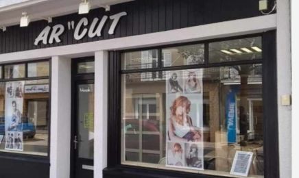 Ar cut : Coiffeur à Argences