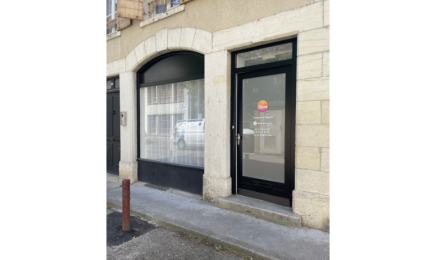 Blink : Manucure à Bourgoin-Jallieu