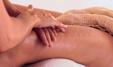 Florine Massage — Massage prénatal, drainage lymphatique & réflexologie : Institut de beauté à Biarritz