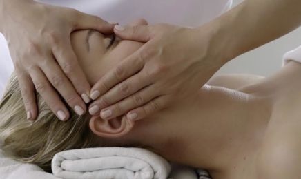 Marina Li - Kobido / Massage / Facelift : Institut de beauté à Paris
