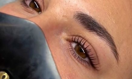 Kiara Beauty : Manucure à Monteux