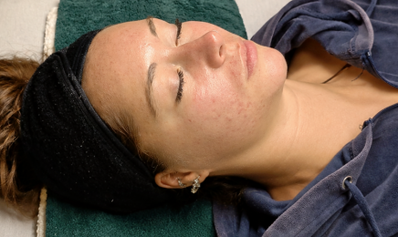 Maison Cyrah – Institut de soins holistiques à Montpellier I Lavérune : Manucure à Lavérune