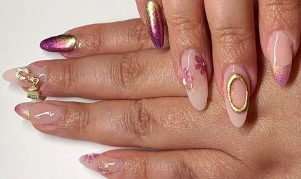 Victoria Mnails  : Manucure à Stains