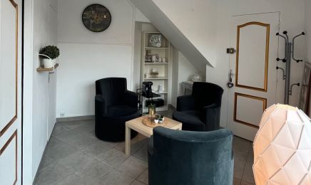 Mains d’or Vanessa : Manucure à Reims