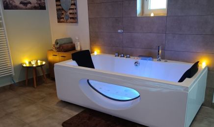 Marie Détente Beauté  : Manucure à Varces-Allières-et-Risset