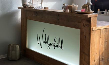 Wohlgefühl Kosmetik: Tattoo-Künstler in Roggentin