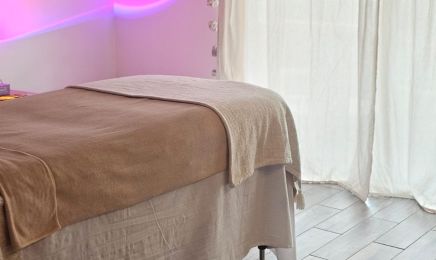 Moon Visage - Massages bien-être & Drainage  : Institut de beauté à Vallauris