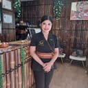 Mme. Nee   ( Praticiennes sont diplômées expérimentée et certifiées en massage thaïlandais)