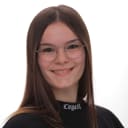 Viviane ( Auszubildende )