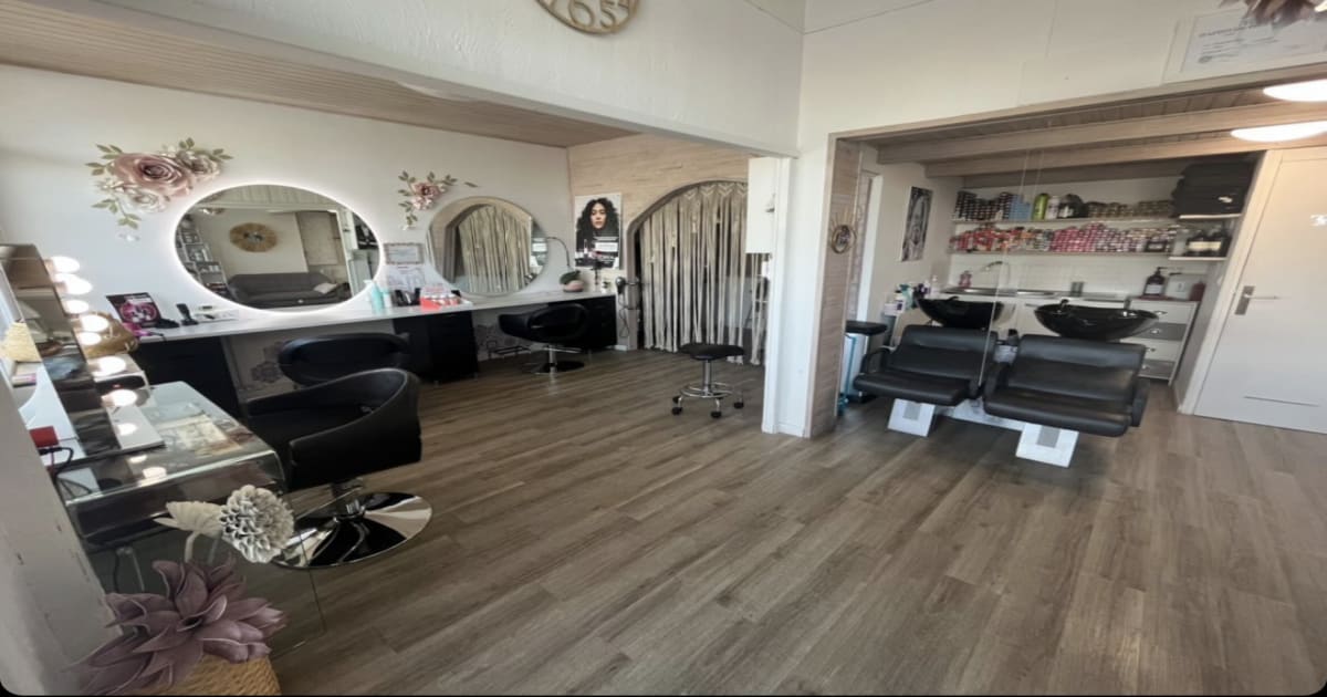 Nouvel’Hair coiffeur à La Ciotat Planity RDV en ligne