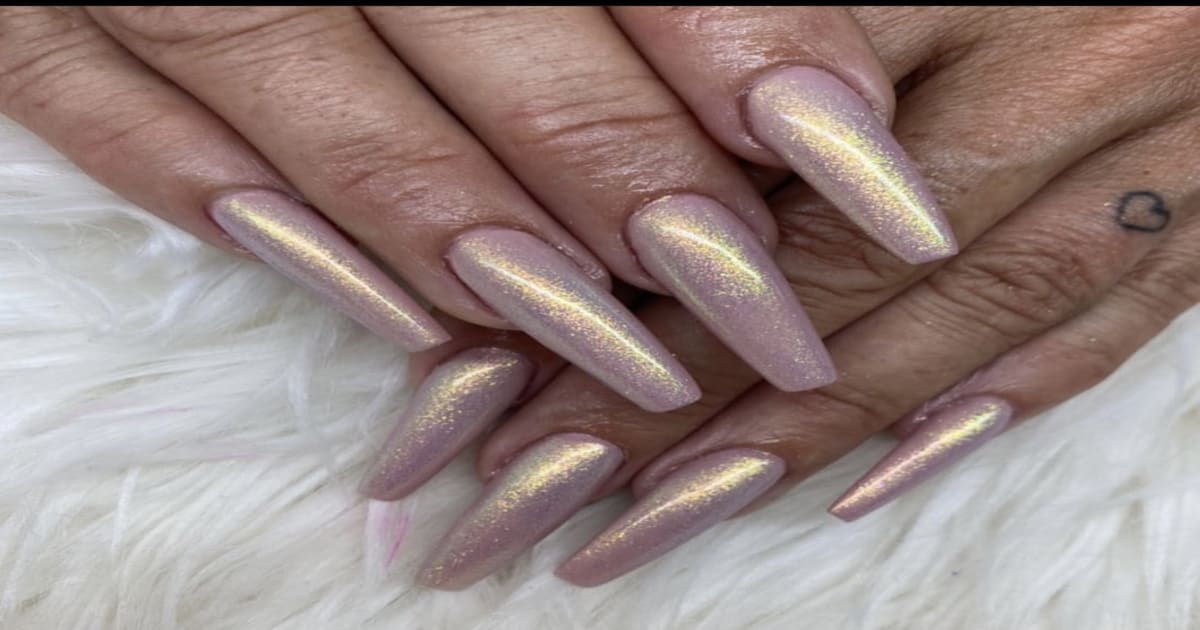 The Nail Lab manucure à LevalloisPerret Planity