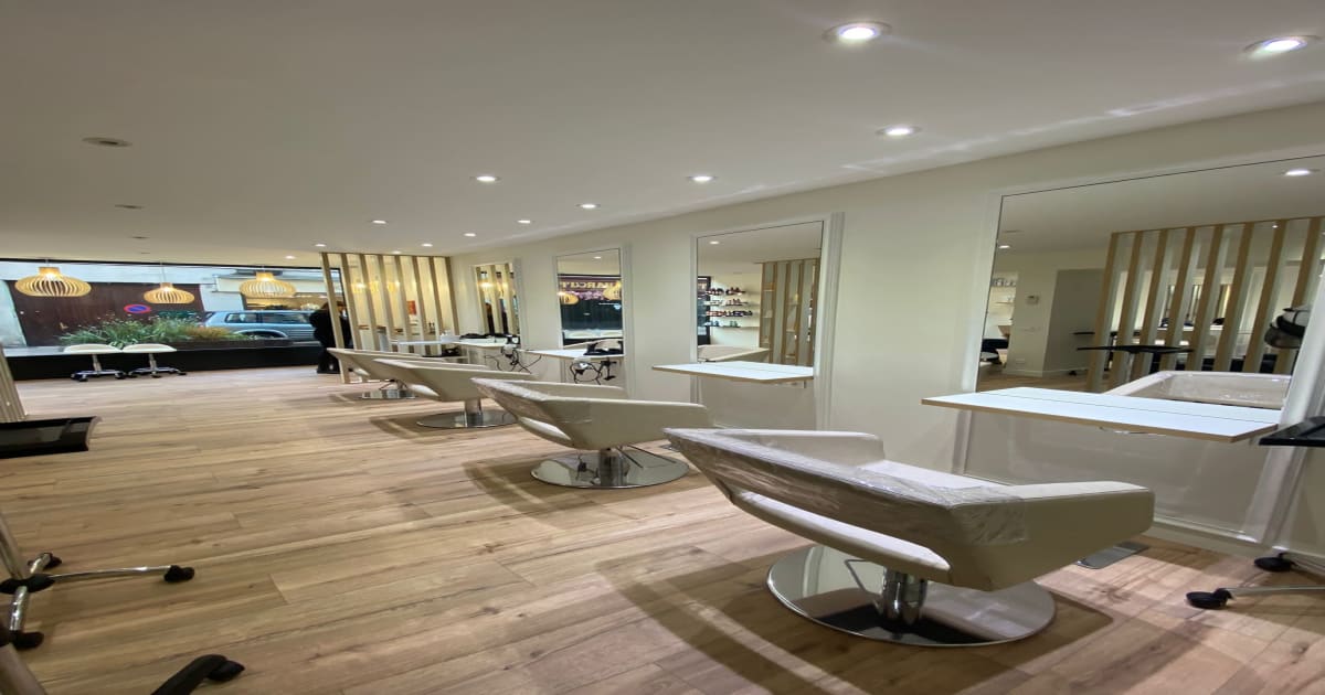Le Salon Blanc  coiffeur à Rambouillet  Planity