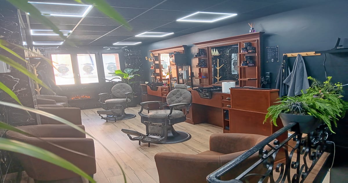 Capillo 13 : coiffeur à Lens - Planity - RDV en ligne