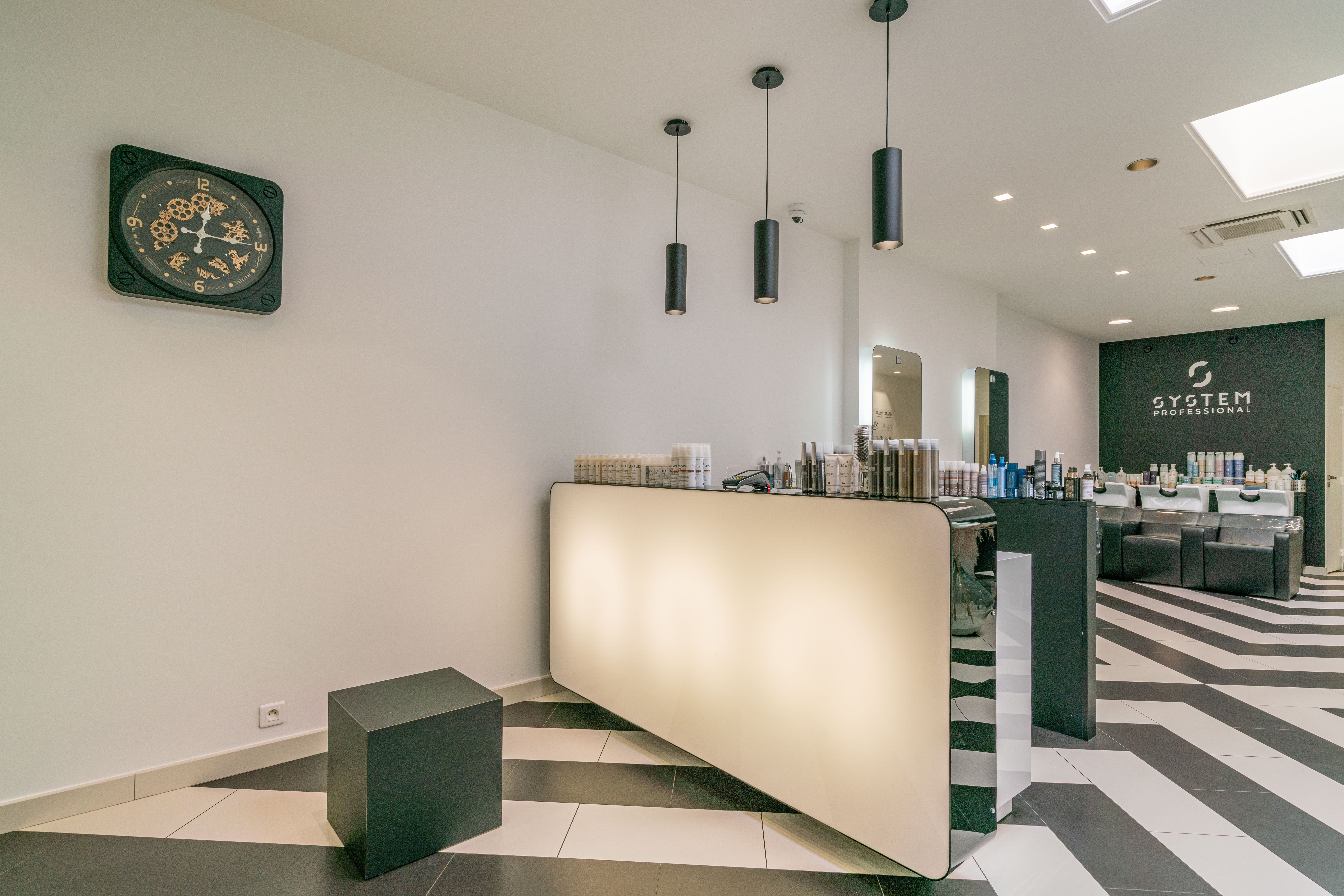 Salon By Alex Mk - Coiffure Dijon - OneBooking
