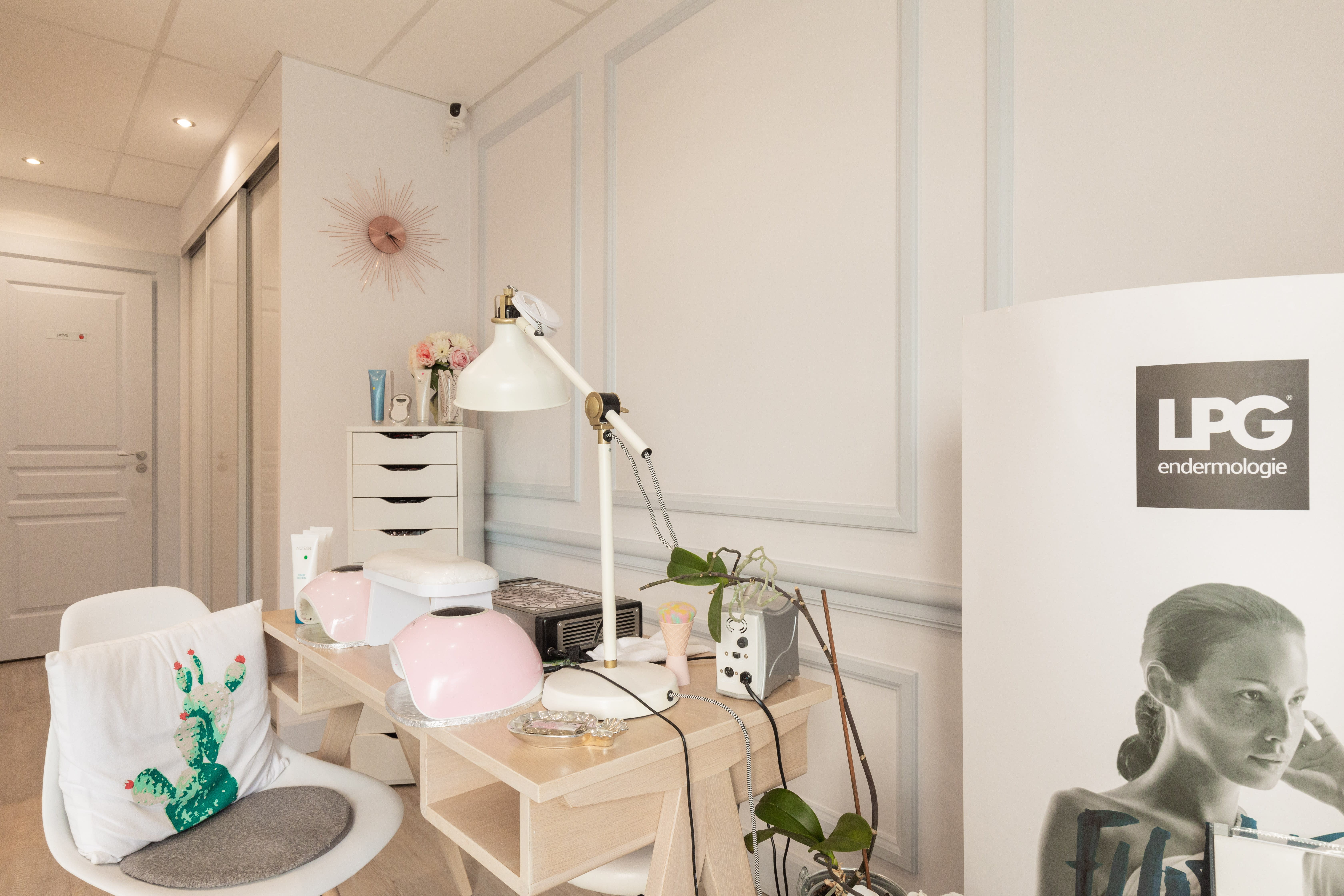 The Corner Beauty - Sourcils & cils Nice - The Corner Beauty - Photo Galerie - OneBooking